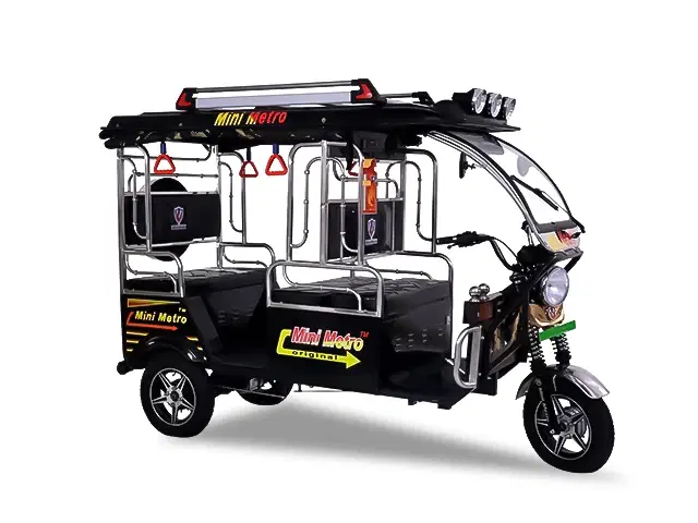 Gold SS Battery Operated E Rickshaw